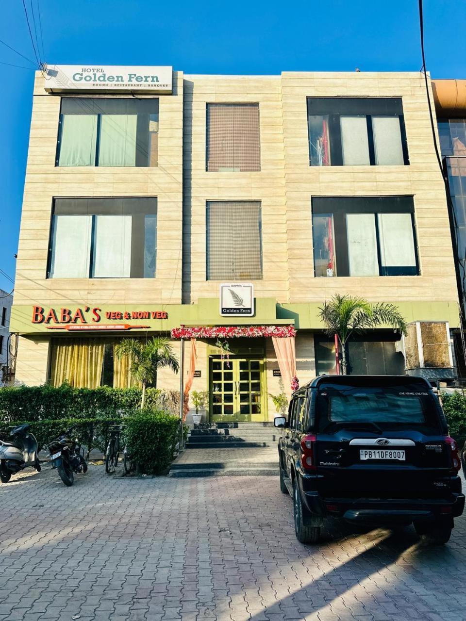 Hotel Golden Fern Patiāla 외부 사진